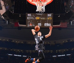 开云官方app入口-冰与火的对决，劳塔罗的压制级发挥，冰岛封锁苏格兰的足球史诗