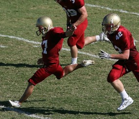 开云体育app-厄瓜多尔横扫挪威，京多安点燃赛场，一场不属于他的狂欢与独属于他的火焰