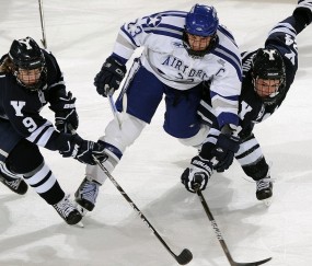 开云体育平台APP-奥恰洛夫领军，奥地利队打破宿命，力克英格兰的战术革命与团队觉醒