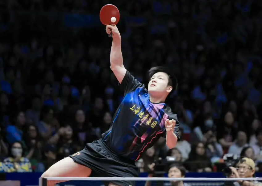 中国乒乓球队力克法国乒乓球队，波尔爆发神勇