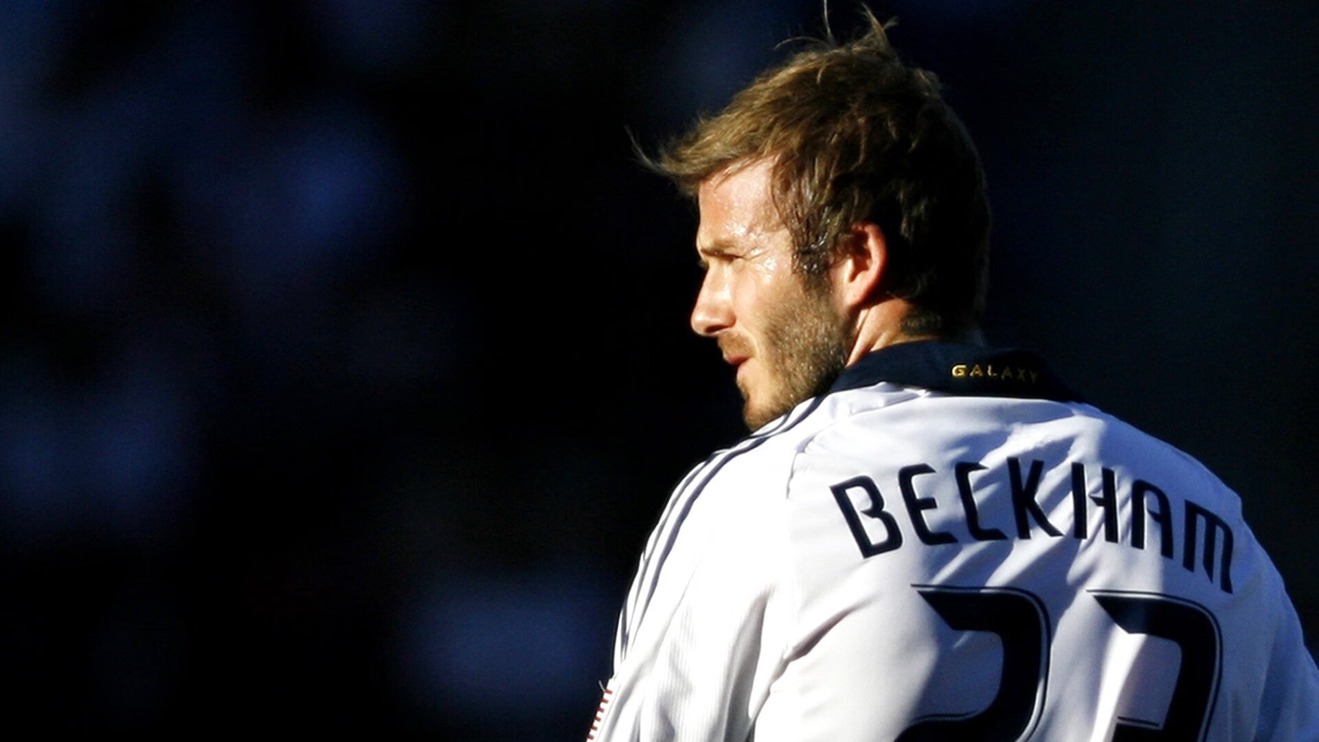 王权重塑，当詹姆斯以全面爆炸数据粉碎骑士时代的最后壁垒